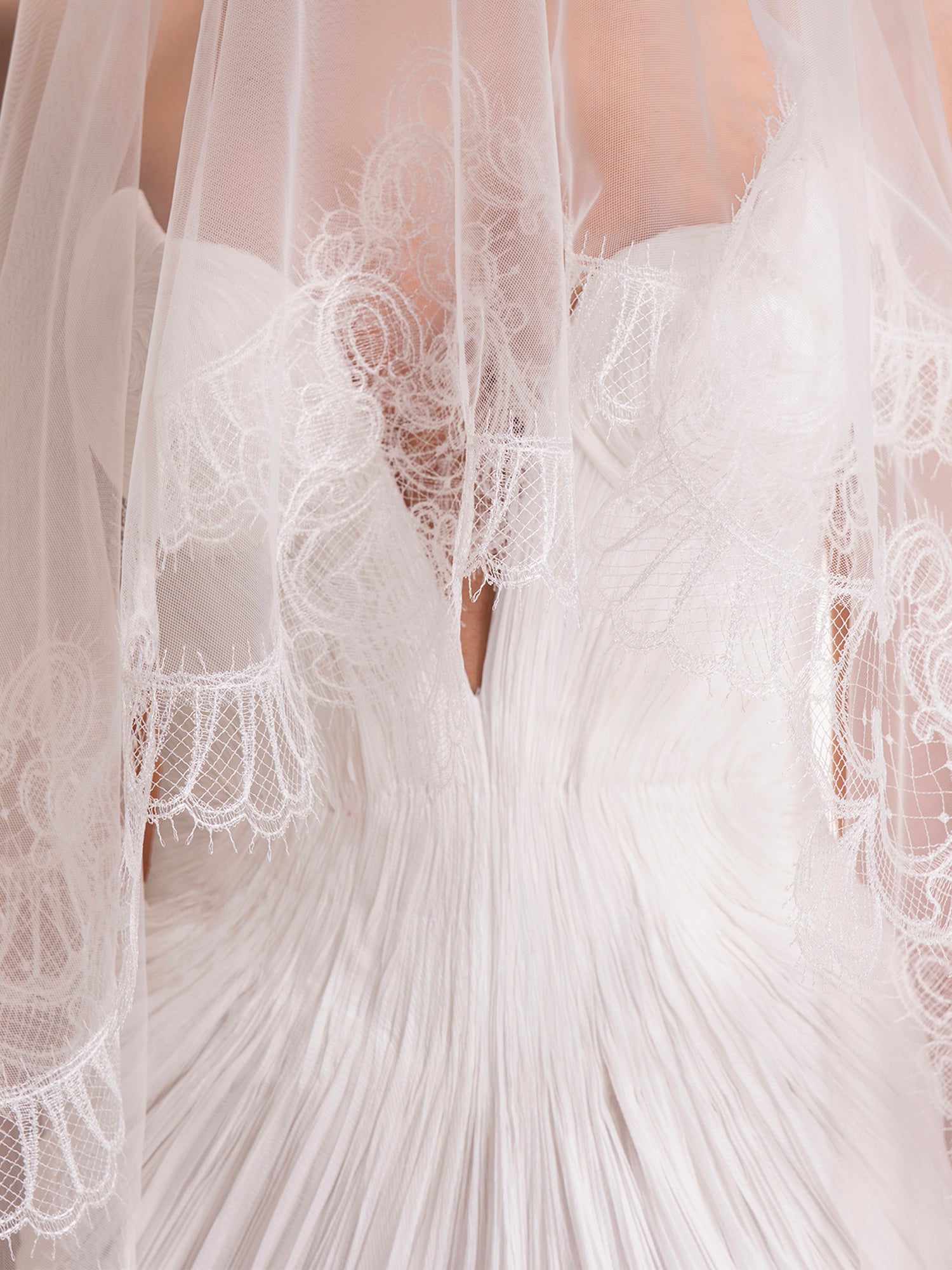 Connie veil